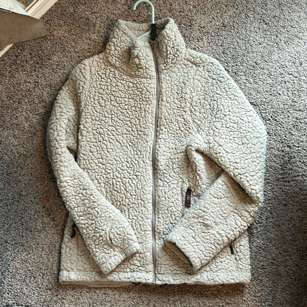 STS Ranchwear sweater size medium